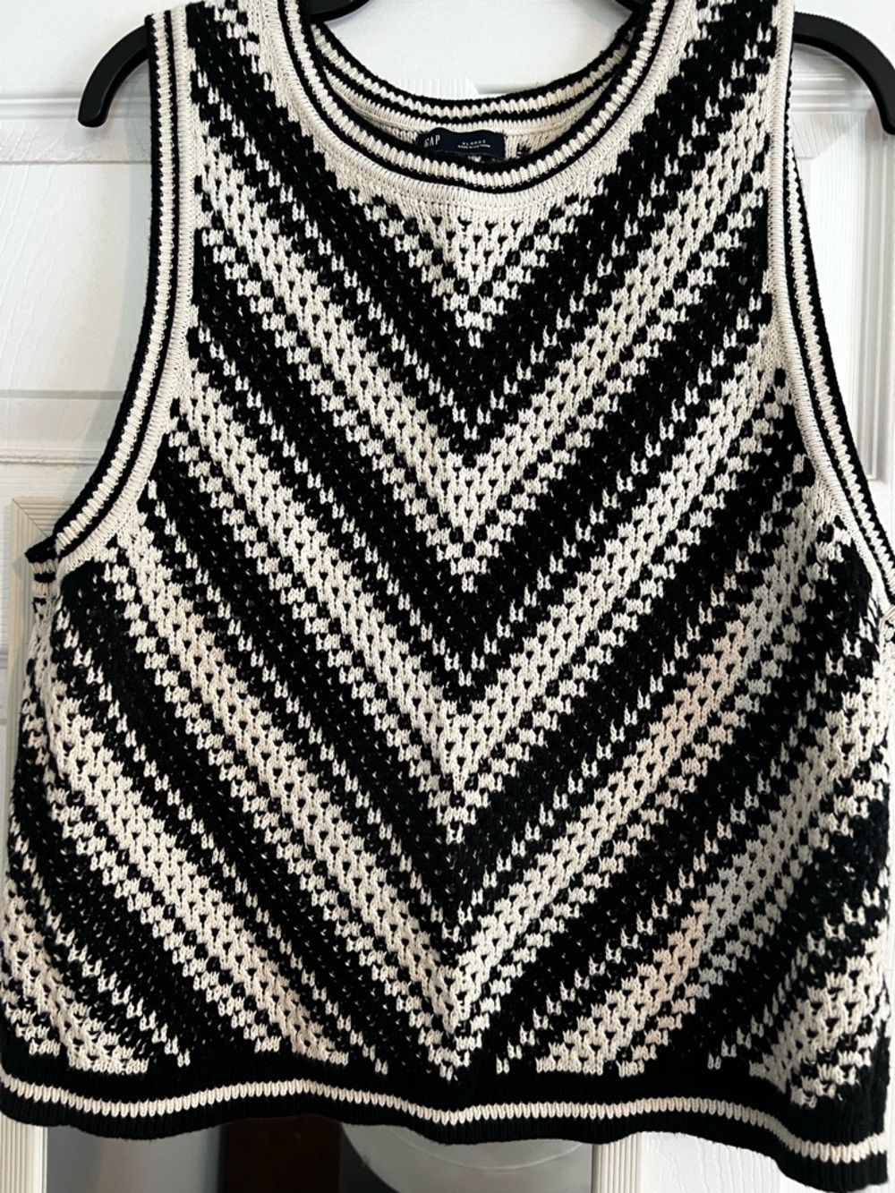 GAP Black & Cream Open-Knit Chevron Sweater
